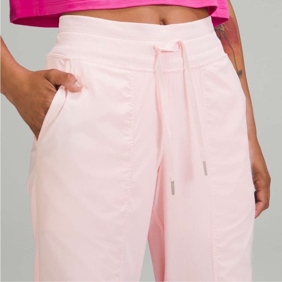 Lululemon Dance Studio Jogger Lined MR Strawberry Milkshake SZ 6 Sold Out - Picture 4 of 9